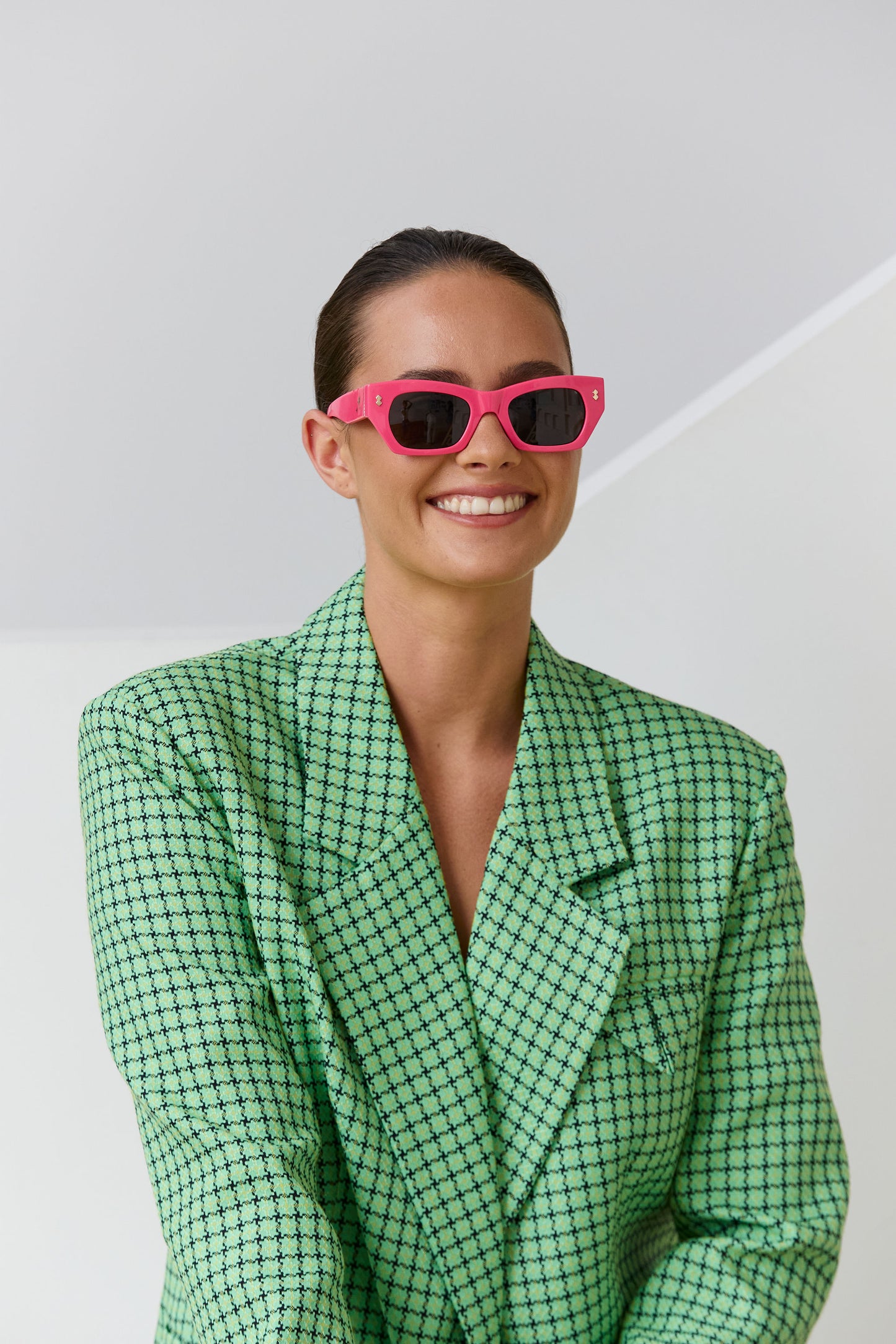 Mattie Gouman x Pared - Front & Centre Pink